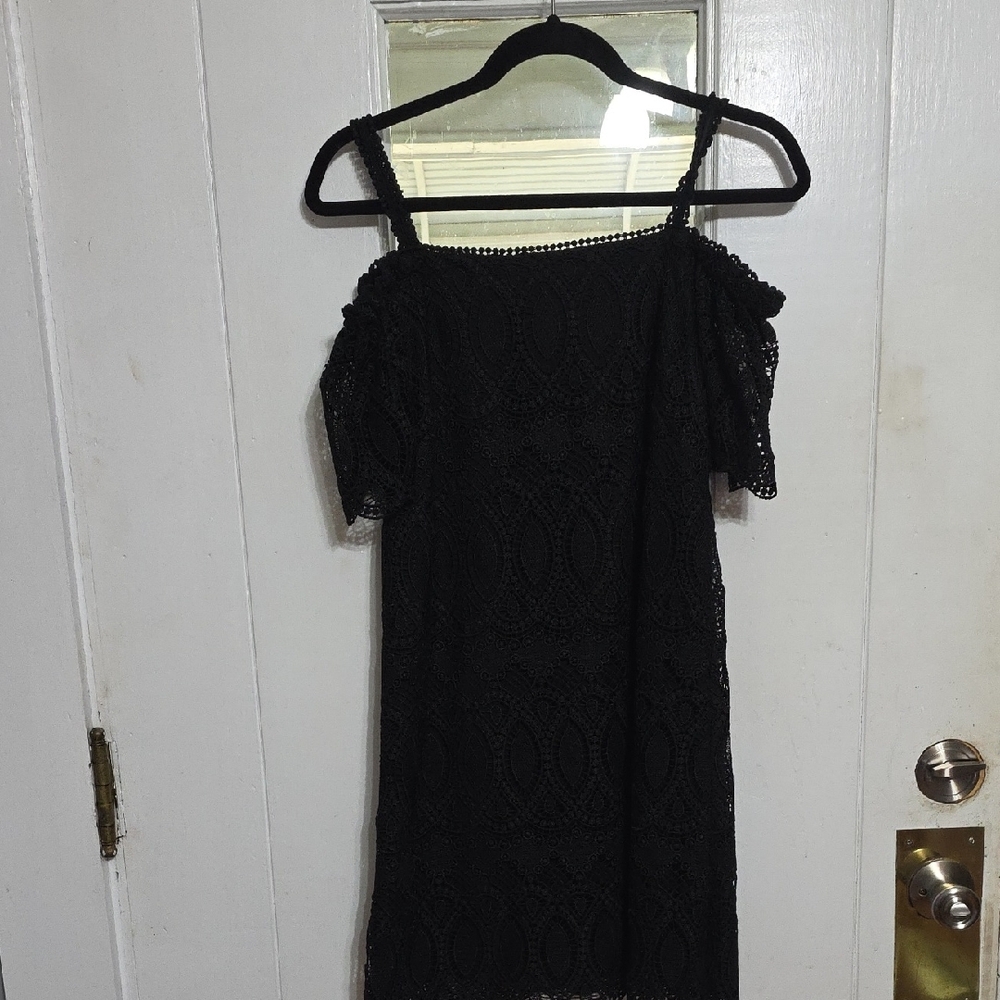 White House‎ Black Market Womens Dress Black Lacy Lined Zips Steaps Sz 6 EUC.
